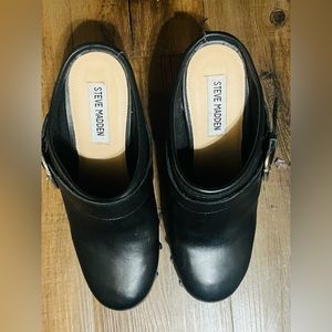 Steve Madden Clogs